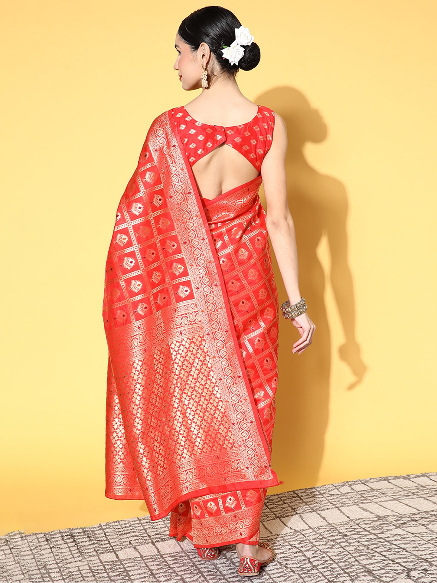RED DHARAMVARM DELUX - 257 SILK