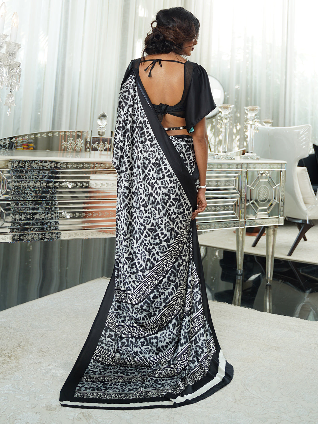 BLACK KAAKSHI SILK SAREE