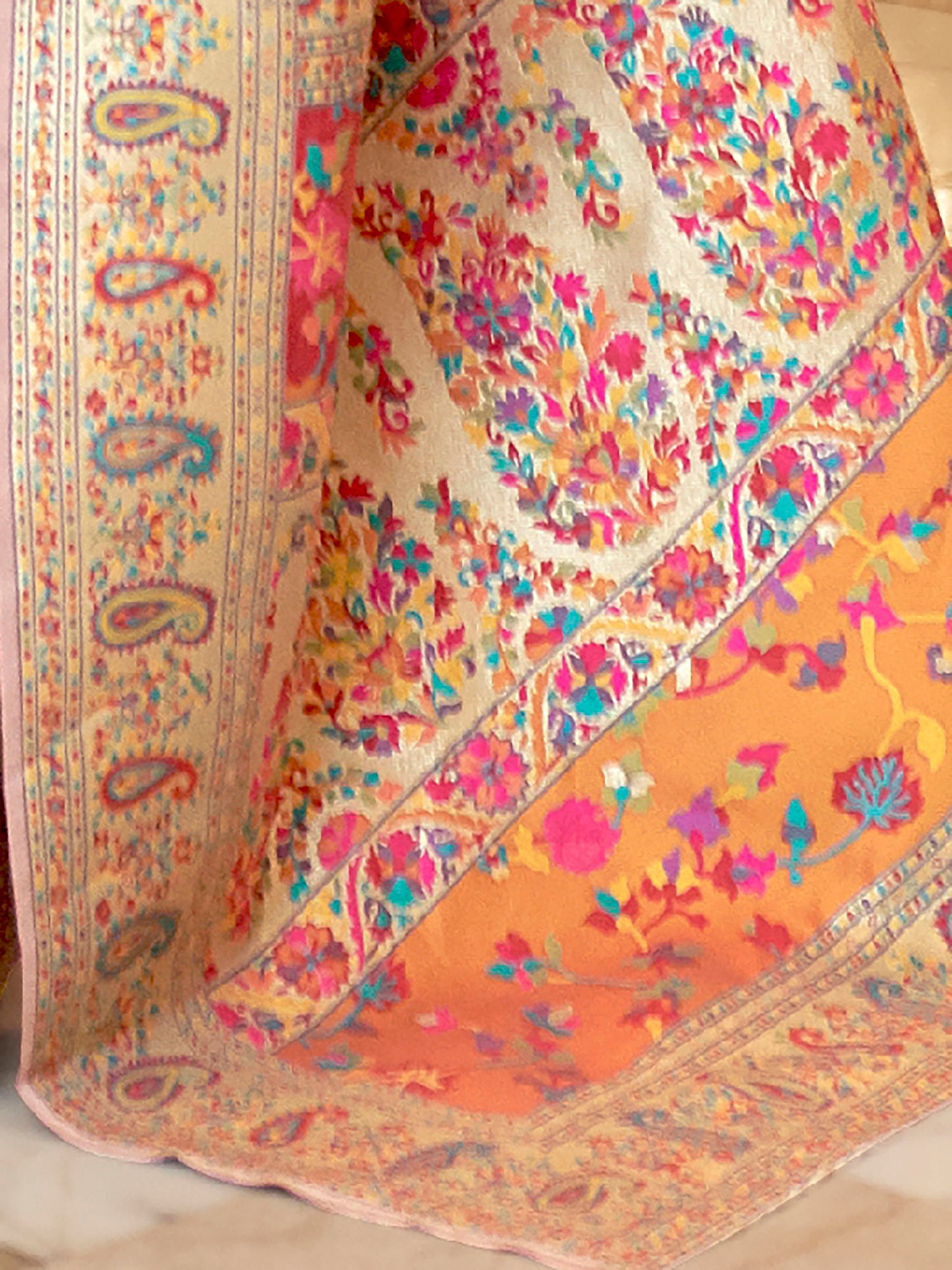 CREAM KASHIFA SILK