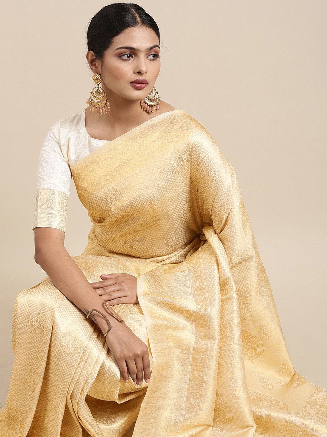 OFF WHITE KUNTAL SILK